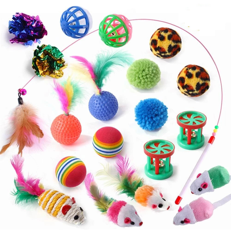 Kit 7 Brinquedos Sortidos Para Gatos Ratinho Bolinha e Varinha Gatinho O Kit 7 Brinquedos Sortidos Para Gatos é perfeit